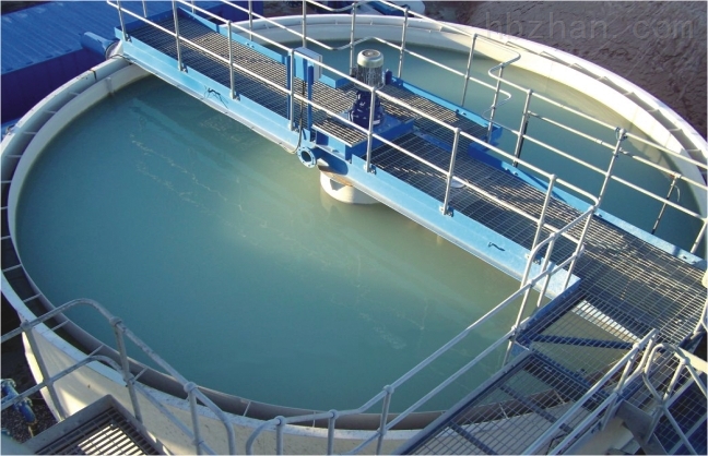 地衛(wèi)環(huán)?？萍糋ZX型中心傳動刮吸泥機工作原理